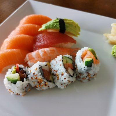 11. Mellan sushi 11. Mellan sushi